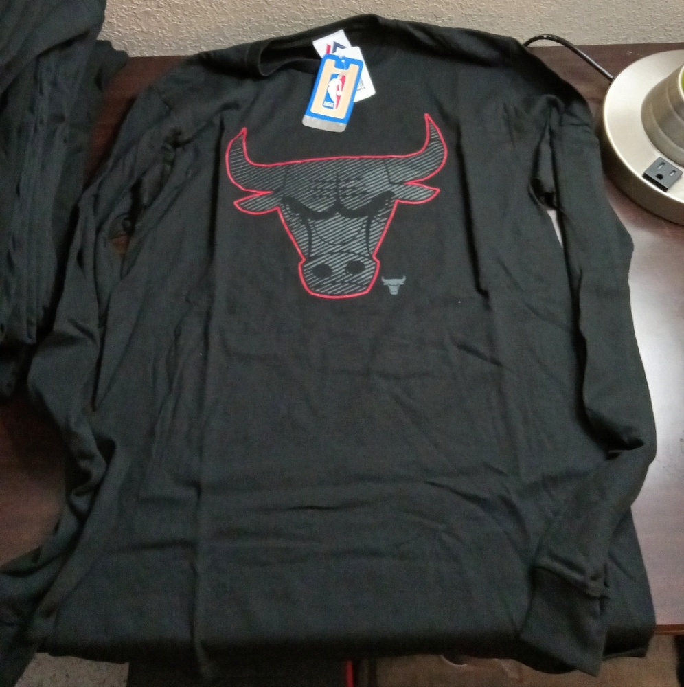 NBA Majestic Chicago Bulls Shirts